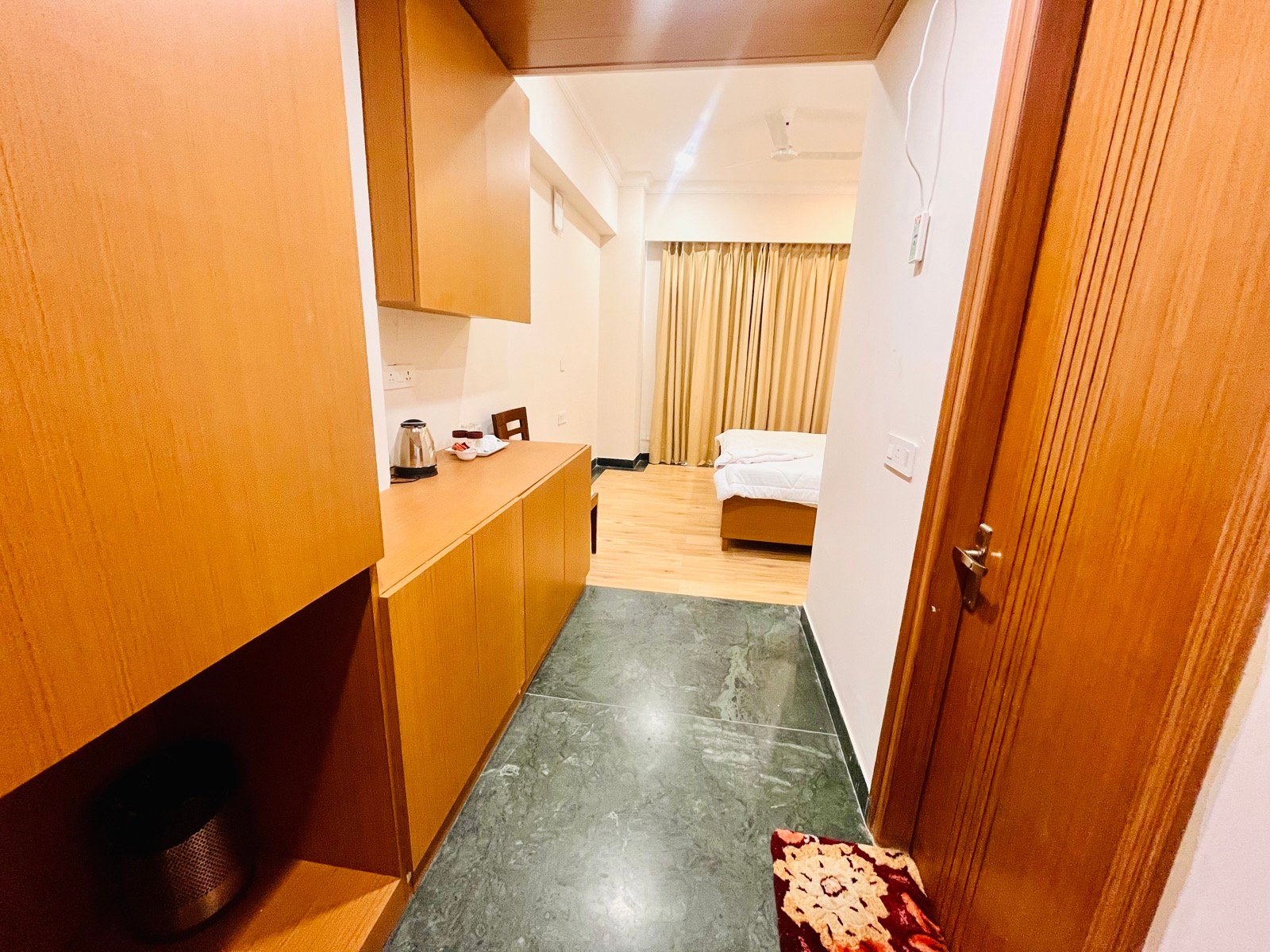 Executive Room — bed and furnishings